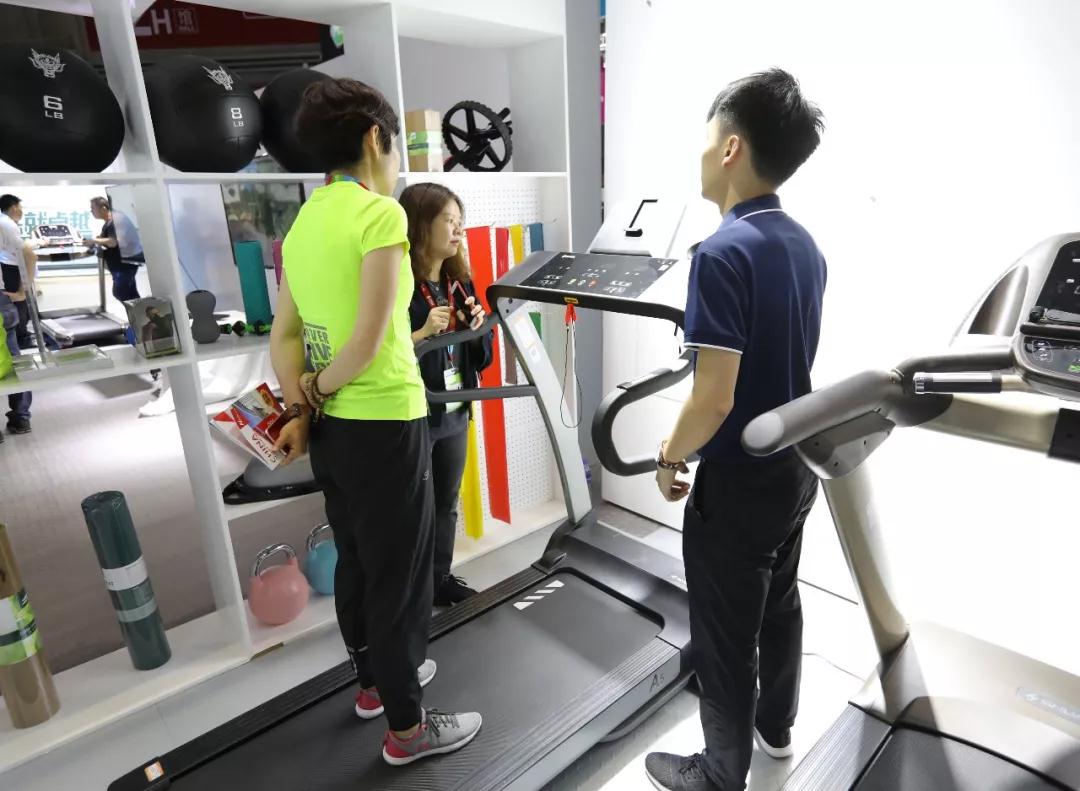健身器材-suncitygroup太阳集团阿里语音智能A5跑步机